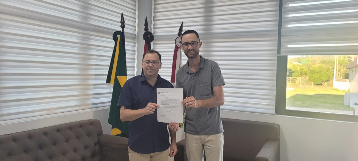 Emenda de R$250.000,00 é entregue ao Executivo